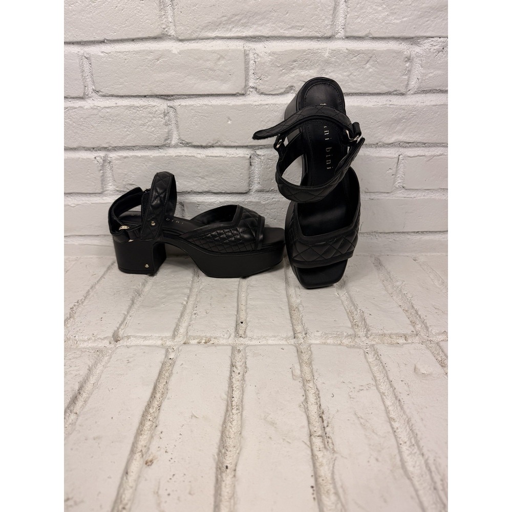 Gianni Bini Zoeyy Womens 9 Black Quilted Leather Platform Sandals Y2K Chunky